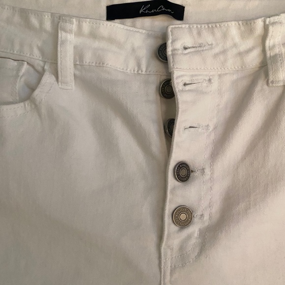 KanCan 11 inch Button Front High Rise Skinny Jeans size 11 - Picture 3 of 5
